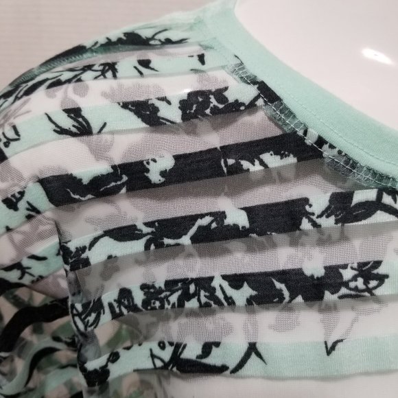 Xhilaration top Medium sheer striped floral graphic 100% polyester summer - Picture 6 of 9